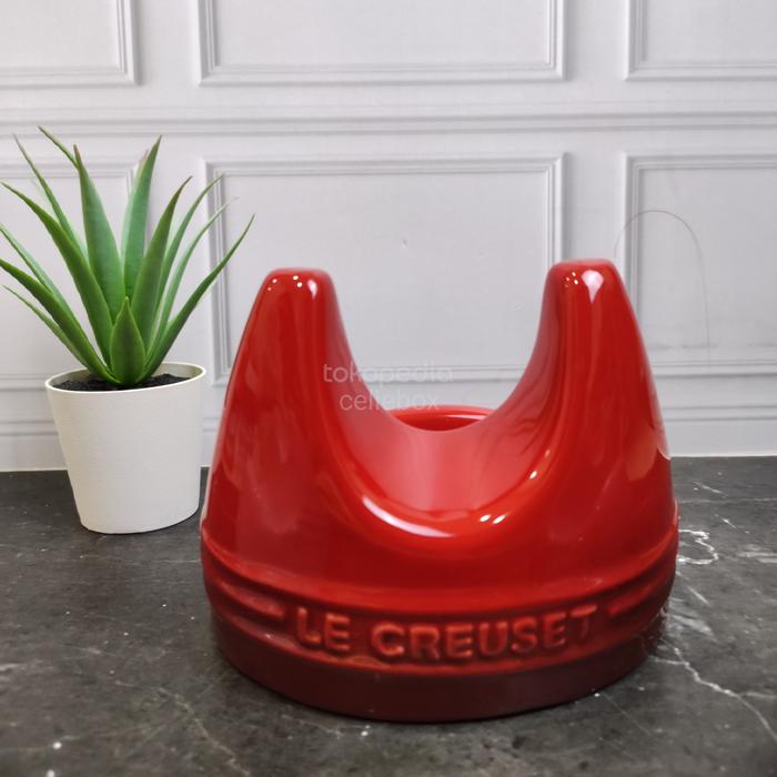 Gambar Le creuset original POT LID HOLDER (banyak warna) - Merah dari Celiebox undefined Tokopedia