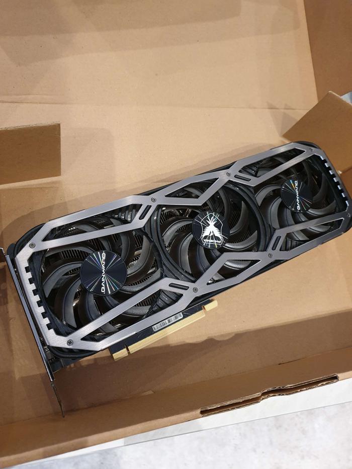 Gainward 3090 Phantom Gs Gainward Geforce Rtx 3090 Phantom