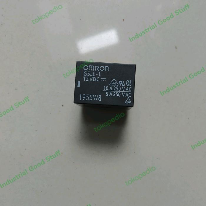 Relais Omron G5LE-UA-006103-24VDC – Lot De 2 Pièces, 10A250VAC, 4 Broches – Neuf