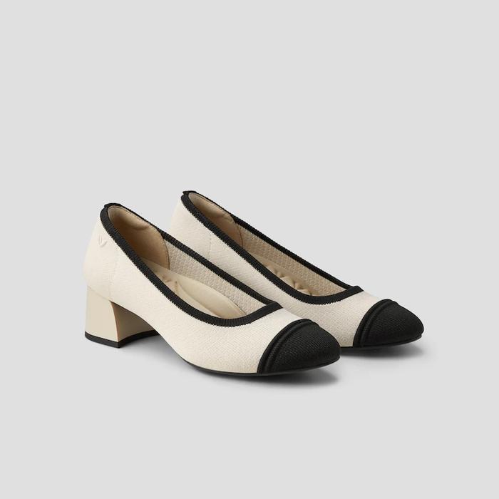Gambar Vivaia Julie 2.0 Heels Sustainable Shoes - Beige & Black, 38 dari OOtera undefined Tokopedia