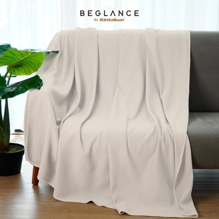 Gambar BEGLANCE Selimut Diamond Knit Blanket Premium Dewasa Murah - Almond, 150 x 175 dari Kamar Rumahku undefined Tokopedia