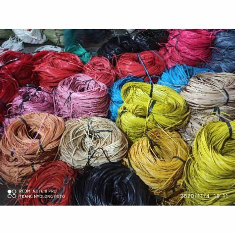 Gambar STIK ROTAN KUPASAN -STIK ROTAN PETUNJUK PAPAN TULIS - Hitam dari Nilla Rotan undefined Tokopedia