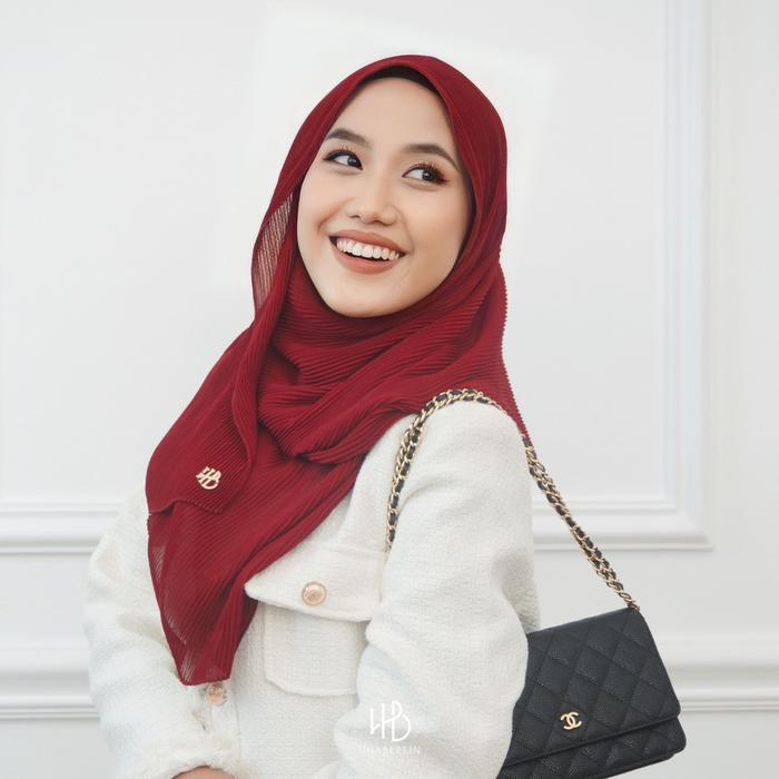 Gambar Pashmina Plisket Premium Full Plisket (tanpa garis tengah) - Maroon dari Hijaberlin undefined Tokopedia