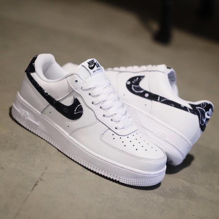 essential white black air forces