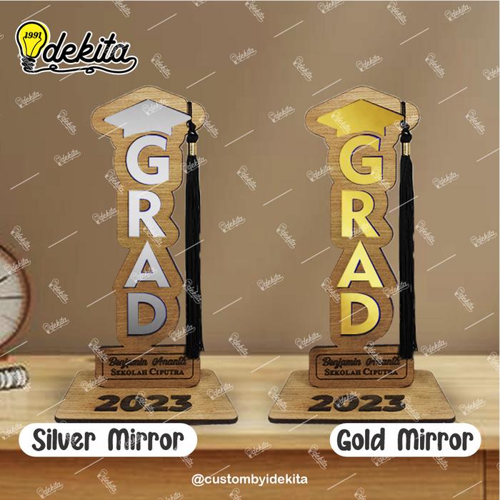 Gambar Custom Plakat Akrilik Graduation Piala Akrilik Trophy Plakat Kenang2an - Gold Mirror dari idekita undefined Tokopedia