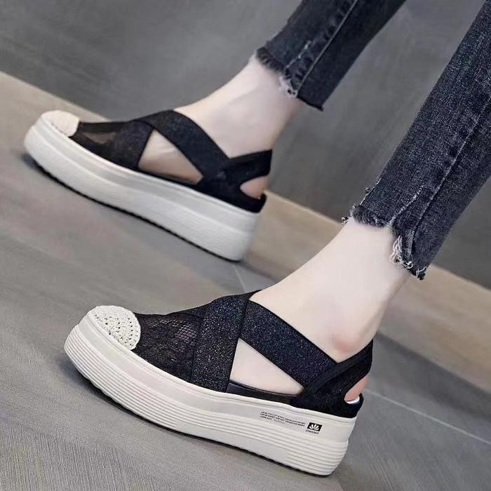 Gambar LURAD Sepatu Wanita Ringan Fashionable Kekinian Cewek WL18 - Hitam, 37 dari PANARYBODY.ID undefined Tokopedia