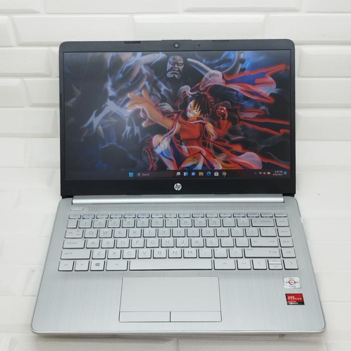 8gb Ram Laptop Hp Amd Athlon Silver 3050u LAPTOP HP 245 G8 GARANSI