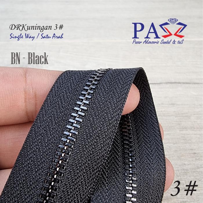 Gambar Daun Resleting Satu Arah Gigi Gold Kuningan No. 3 Premium(Import) - BN-Black dari Pass Bandung undefined Tokopedia