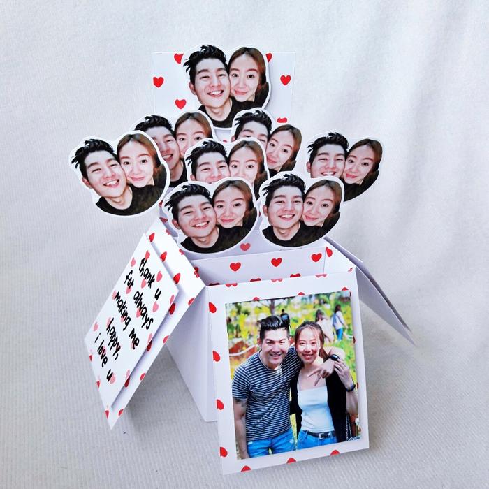 Gambar 8 PEOPLE COUPLE FACE Hadiah Anniversary Kado Pacar Ulang Tahun JUMBO - Foto PopUp Sama dari DWSkellington_NEW undefined Tokopedia