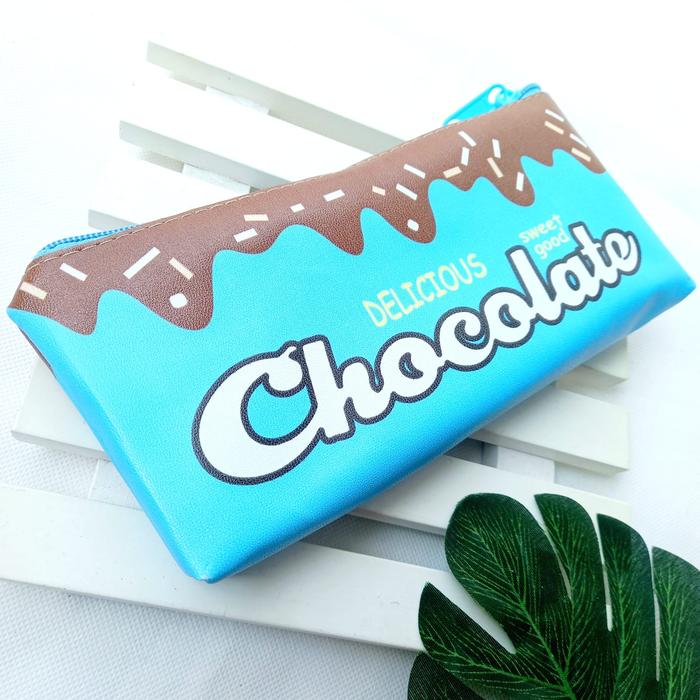 Gambar Kotak Pensil Karakter Tempat Pensil Ukuran Medium Delicious Chocolate - COKLAT BIRU dari fanila surabaya undefined Tokopedia