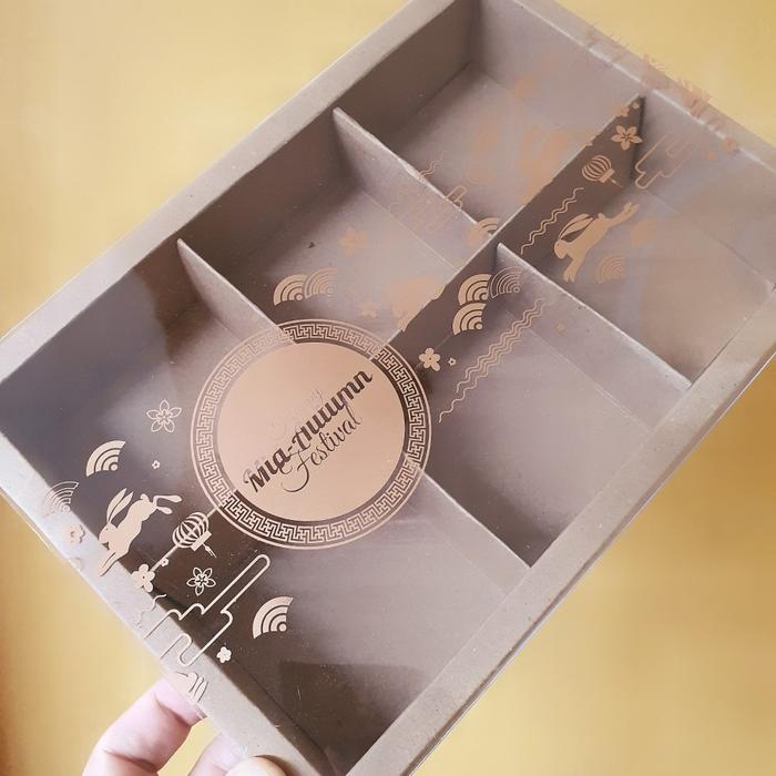 Gambar Kotak Dus Kemasan Cake Box Mooncake 50-75 gr Box Sekat 4 Mid Autumn - Cokelat dari Cahaya box undefined Tokopedia
