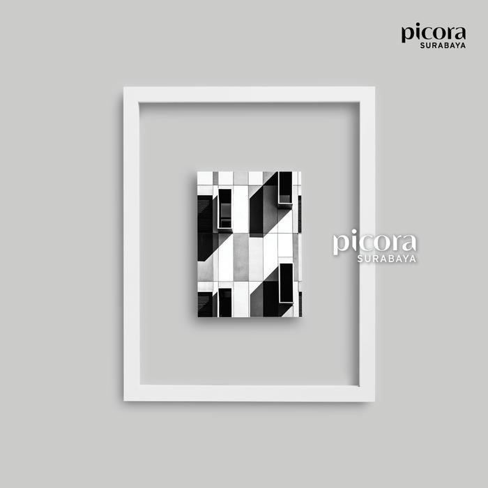 Gambar PICORA ARTE Floating Frame 28x36cm (11R) Pigura Bingkai Foto Dinding - White dari Picora Surabaya undefined Tokopedia
