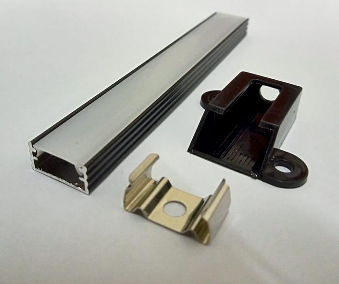 Gambar List LED Rumah Lampu LED Strip Alumunium Acrylic Cover Hitam 1 Meter - Model U, Silver dari Makmur Jaya Listrik Kenari undefined Tokopedia