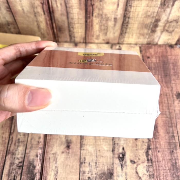 Gambar 400 Lembar Sticky Note Kraft Putih 9695- Memo Notes Polos - Kraft or White Paper Blank Memopad - Memo Tempel - Putih dari Comart Store undefined Tokopedia