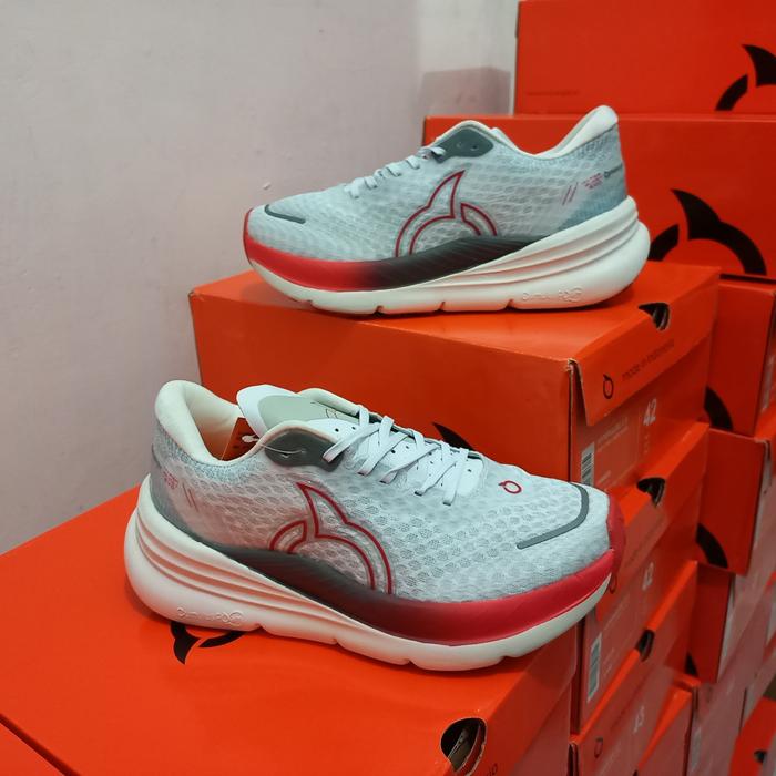 Gambar ORTUSEIGHT RUNNING HYPERBLAST EVO ORIGINAL - Biru, 40 dari kanakasport undefined 2 Tokopedia