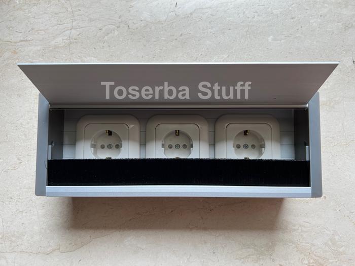 Gambar GROMMET BOX STOP KONTAK MEJA ISI POWER PANASONIC ARDE ALUMINIUM SILVER - 3 POWER dari TOSERBA STUFF undefined Tokopedia