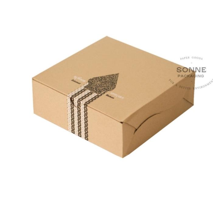 Gambar Box Kraf Polos dan Motif Ukuran 22 1 Pack isi 50 Pcs / Box Kue - Joglo dari Asmplastika undefined Tokopedia