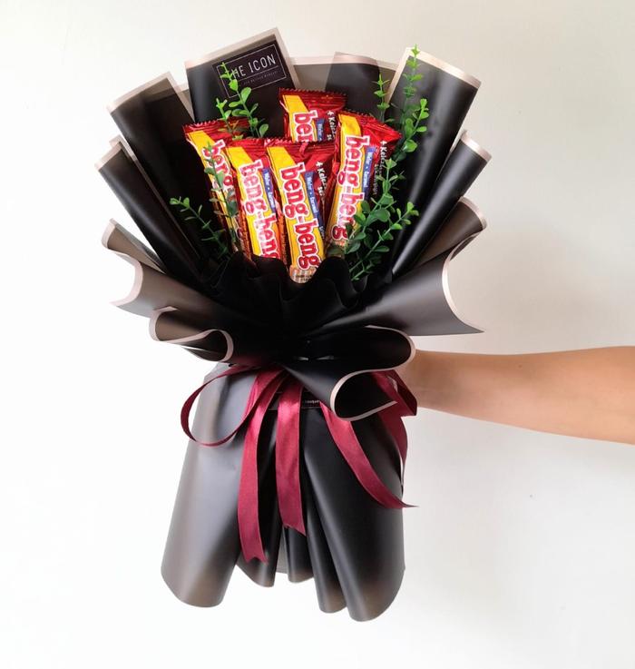 Gambar buket snack wisuda | buket beng beng | buket snack beng beng - 5, boneka annive dari theiconbouquet tangerang undefined Tokopedia