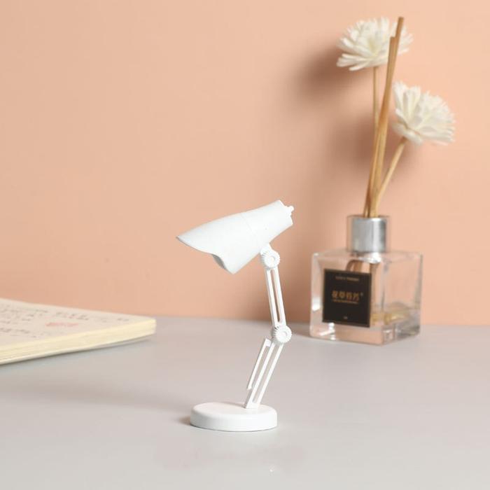 Gambar Lampu Meja Mini Korea LED/Lampu Baca Mini Lampu Duduk Bisa di Tekuk - Putih dari Mengirim-mall undefined Tokopedia