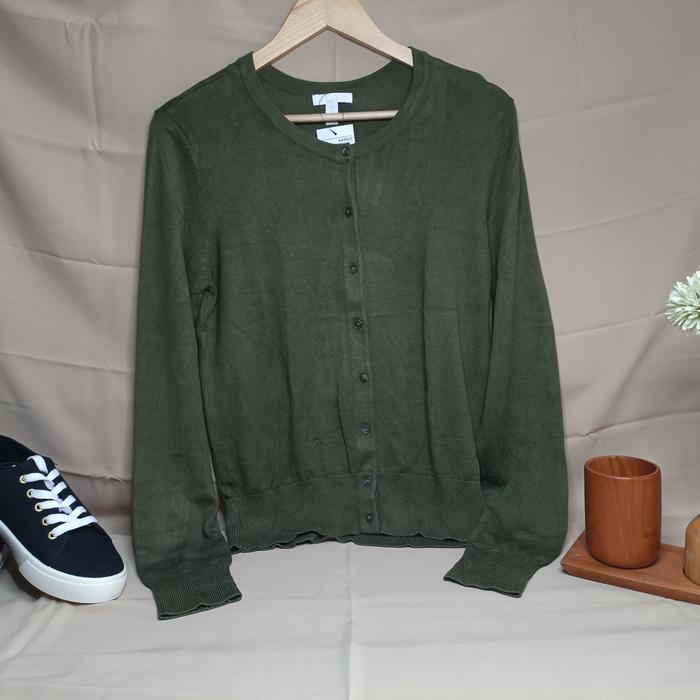 Gambar h n m cardigan hijau botol dari Arizkastore undefined Tokopedia