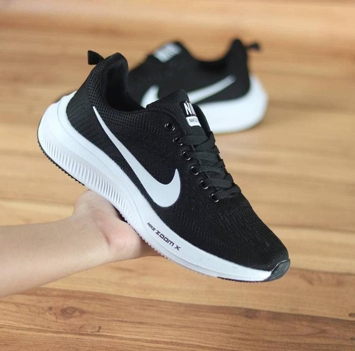 Gambar SEPATU SNEAKERS COUPLE NIKE PEGSUS RUNNING LARI WANITA - Hitam, 43 dari sepatu-dtownshop undefined Tokopedia