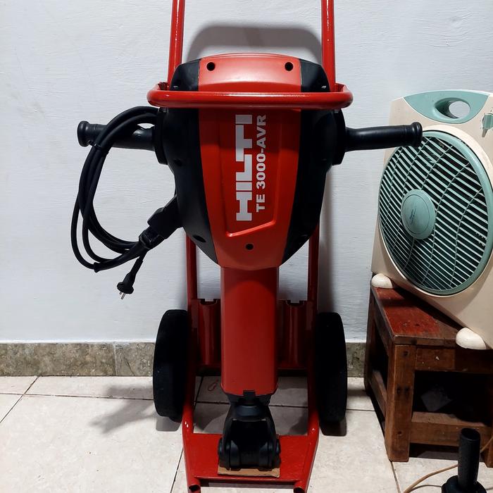 Gambar DEMOLITION HAMMER HILTI TE 3000 - AVR fullset second hand - fullset dari anugrah jaya 97 undefined Tokopedia