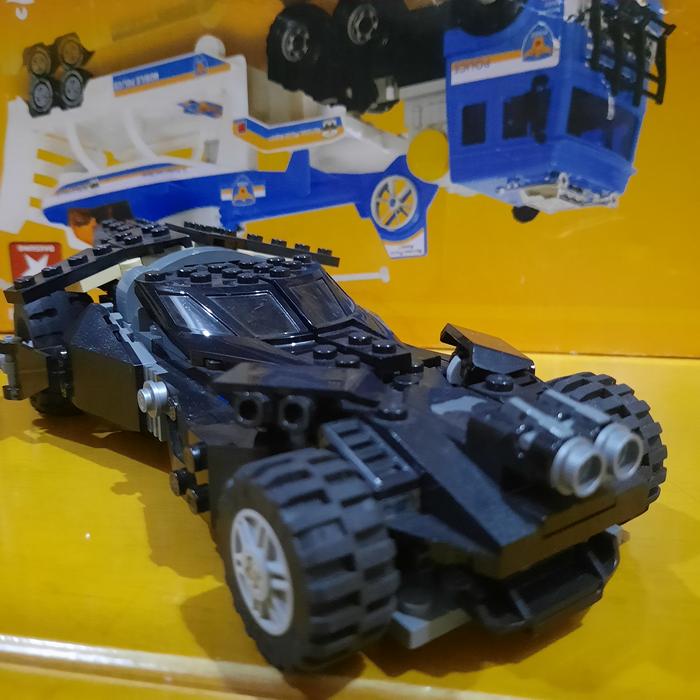 Gambar batman and batmobile lego dari Wajuwa undefined Tokopedia