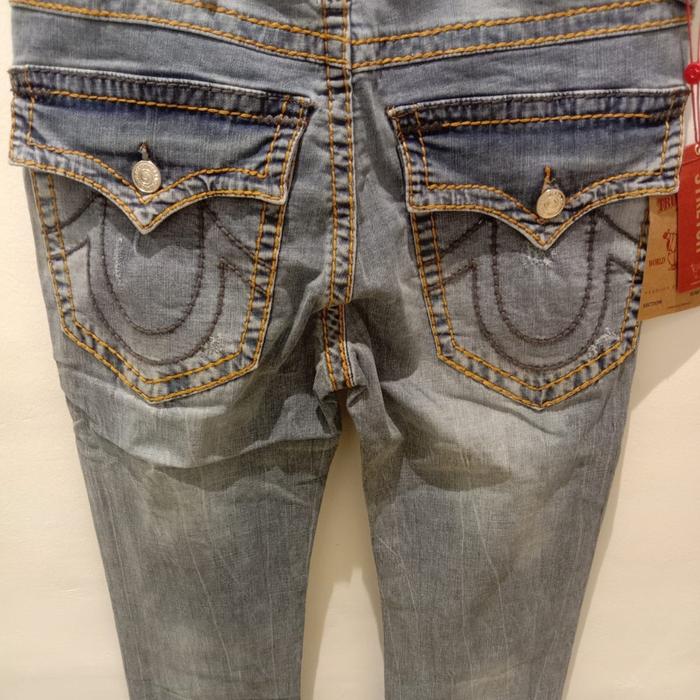 Gambar celana jeans true religion - kantong 1 dari daishacollection03 undefined Tokopedia