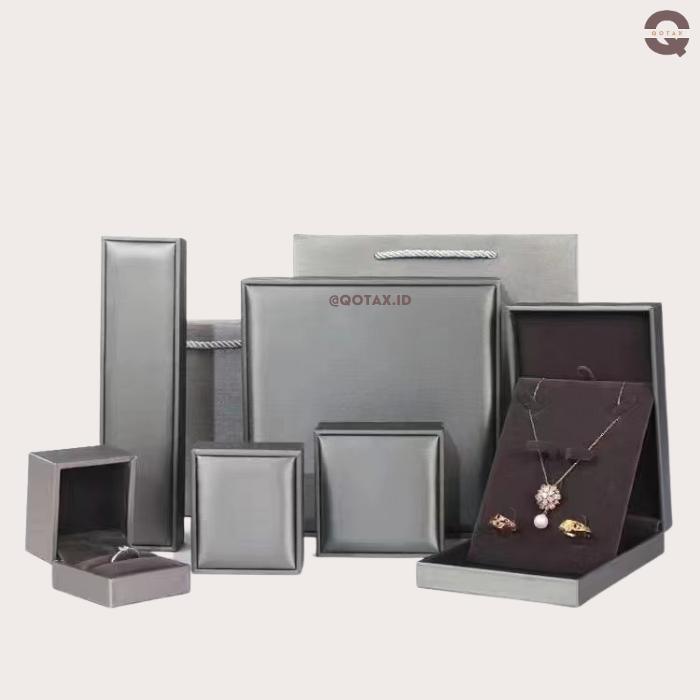 Gambar Kotak Perhiasan Mewah Satin / Jewelry Box Set / Cincin/Kalung/Gelang 2 - Grey, Cincin dari Qotax Indonesia undefined Tokopedia