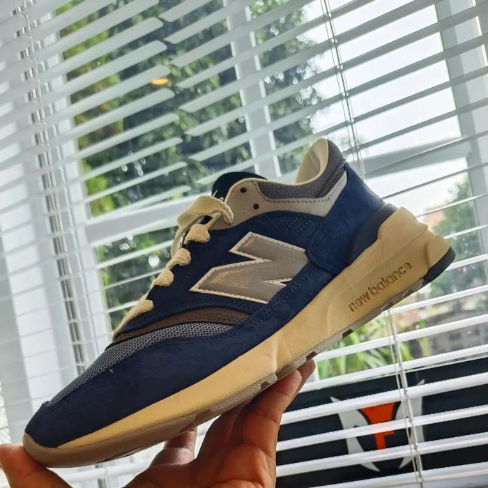 Gambar SEPATU NEW BALANCE 997 R sneaker original - Biru, 44 dari Marnadonafootwear undefined Tokopedia