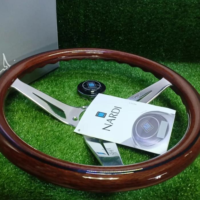 Gambar Stir mobil kayu klasik Nardi original/Setir mobil kayu original Nardi dari Car Modifikasi Performance undefined Tokopedia