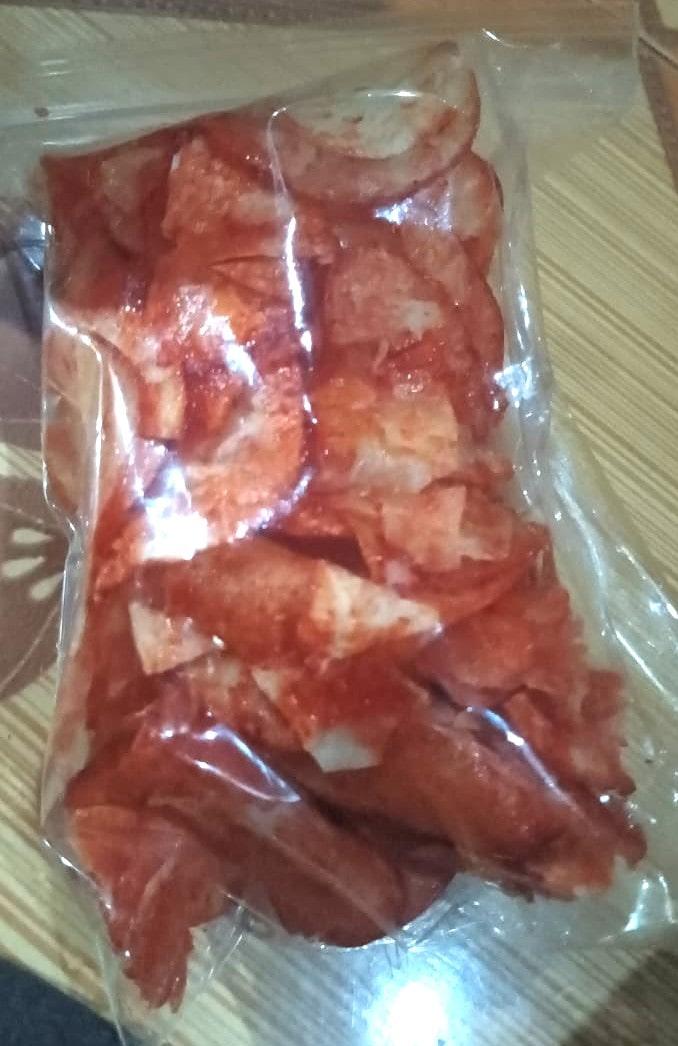Gambar keripik singkong balado 110gr pedas dari Belvania shop gold undefined Tokopedia