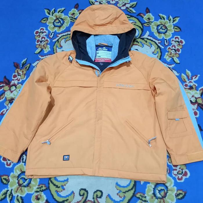 Gambar Jaket Anak Snowboard ELLESSE Size M ( P : 63cm x L : 54cm ) dari Top_adv undefined Tokopedia