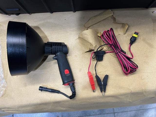 Gambar Lampu blor merk light force. Ukuran medium (Striker 170). Made in Aust dari Brata Sport undefined Tokopedia