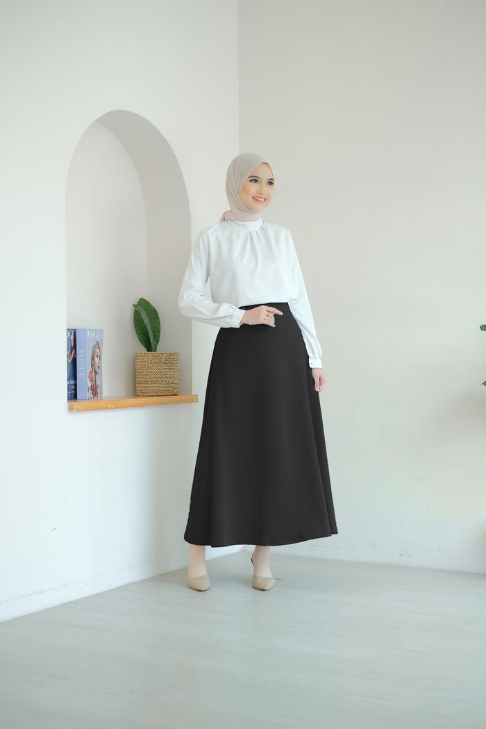 Gambar Ahlami- Sabina Skirt Rok Flare Scuba Rok Payung Rok Premium Rok Polos - Hitam dari ahlami undefined Tokopedia