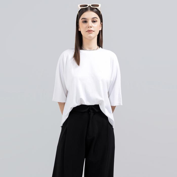 Gambar RYAN OVERSIZED TENCEL MODAL T-SHIRT LOOKBOUTIQUESTORE - WHITE, L dari LOOKBOUTIQUESTORE undefined Tokopedia