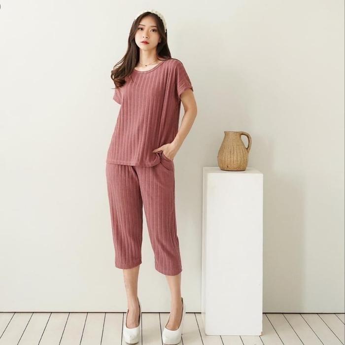 Gambar ONE SET KNIT PREMIUM BAJU SETELAN WANITA CELANA ATASAN BEST SELLER - Dusty Pink dari De'Venuz undefined Tokopedia