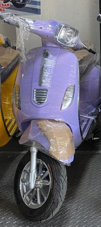 Gambar Sepeda Motor Listrik Vespa UWINFLY T3 Scooter Matic - T3S Ungu dari BRECHT.ID OFFICIAL STORE undefined Tokopedia