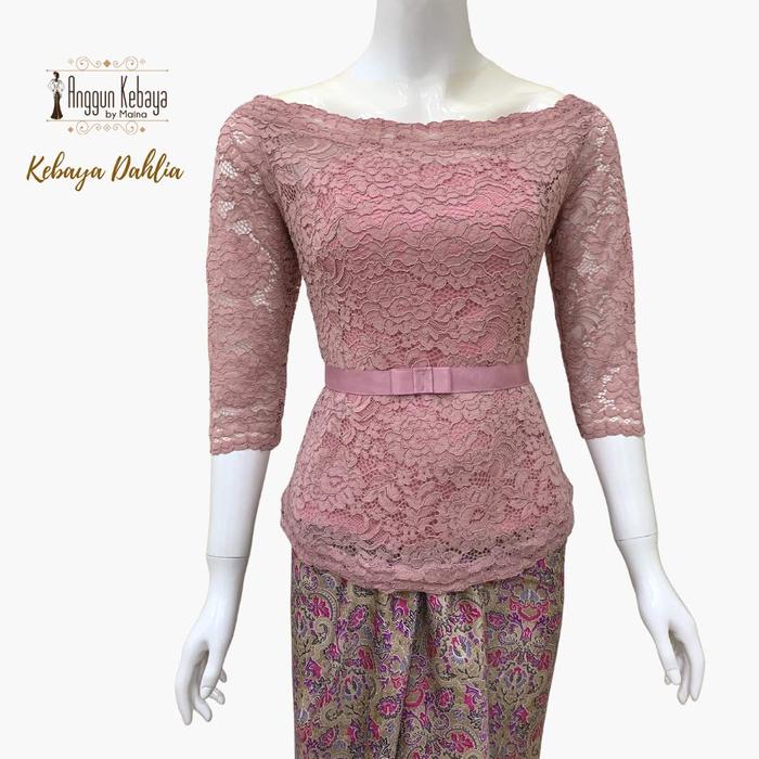 Gambar ANGGUN KEBAYA - Kebaya Dahlia | Kebaya Sabrina Brokat | Kebaya Wisuda - No.31, Kebaya dari Anggun Kebaya By Maina undefined Tokopedia