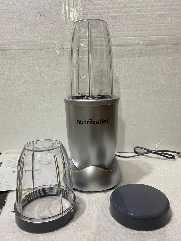 Gambar NutriBullet 600 Watt Nutri Bullet Blender 600 W - Silver dari One Point Plus undefined Tokopedia