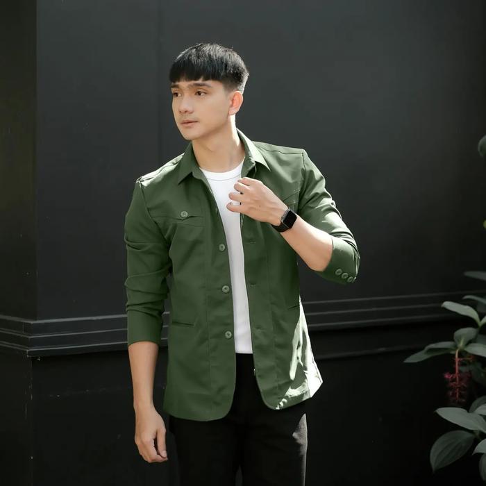 Gambar kemeja outer pria shirt new hijau army polos murah terbaru size xl - Hijau, M dari Mister big store undefined Tokopedia