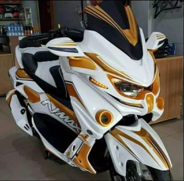 Gambar paket modifikasi nmax old model predator body custom nmax predator - putih gold dari BMR undefined Tokopedia