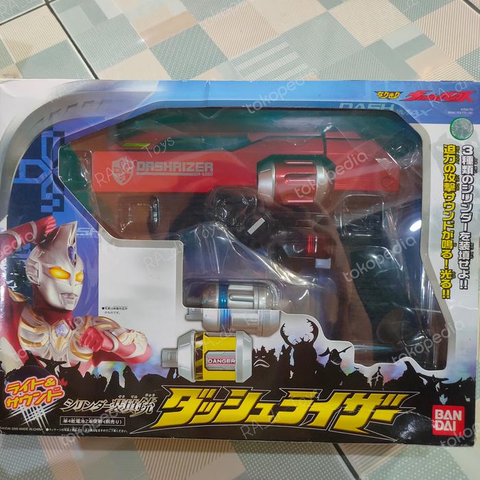 Gambar DX Dashrizer Ultraman Max RTV Senjata Ultraman Max ORI Japver dari RAdrToys undefined Tokopedia