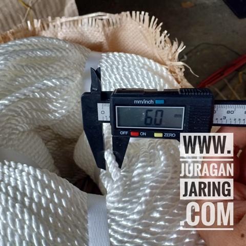 Gambar Tali Bendera Tali Tiang Bendera Tali Nilon Karmantel Upacara Bendera - Nilon RRC, 6 mm dari juragan jaring undefined Tokopedia