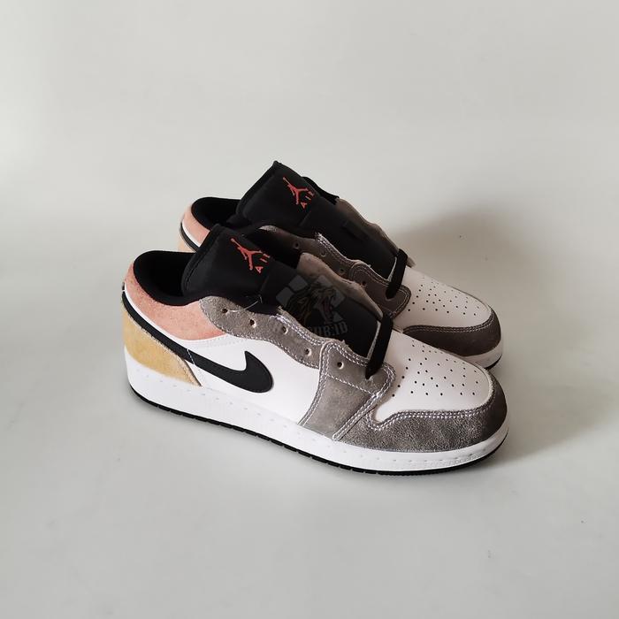 Air Jordan Low Flight Club Mens (Original 100%) 43 di Hypesub Indonesia  Tokopedia