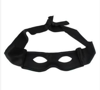 Jual kostum perampok penjara hitam putih pantomim - TOPENG ZORO ...