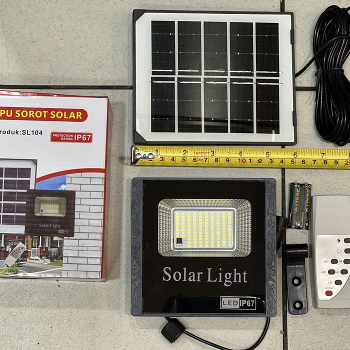 Gambar Lampu sorot solar panel 100 watt 100w lampu sorot tenaga surya 100watt - 50 watt dari Indo Led Lighting undefined Tokopedia