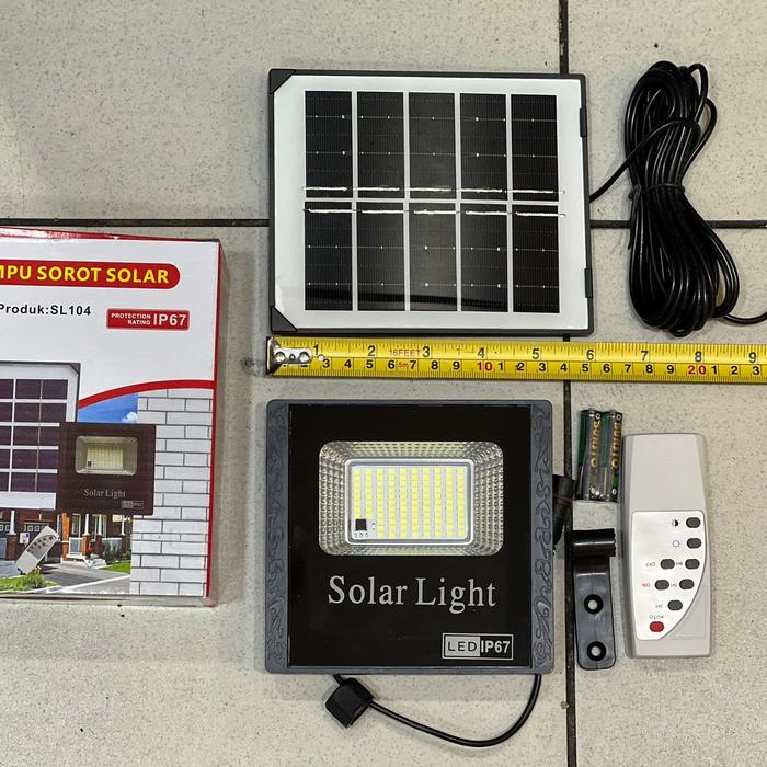 Gambar lampu sorot solar cell 100 watt 100w lampu tembak panel surya outdoor - 50 watt dari NYC LED undefined Tokopedia