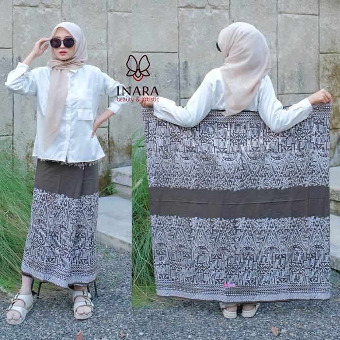 Gambar Sarung Batik Wanita Inara Motif Elegan - A08 dari Anqowy Store undefined Tokopedia