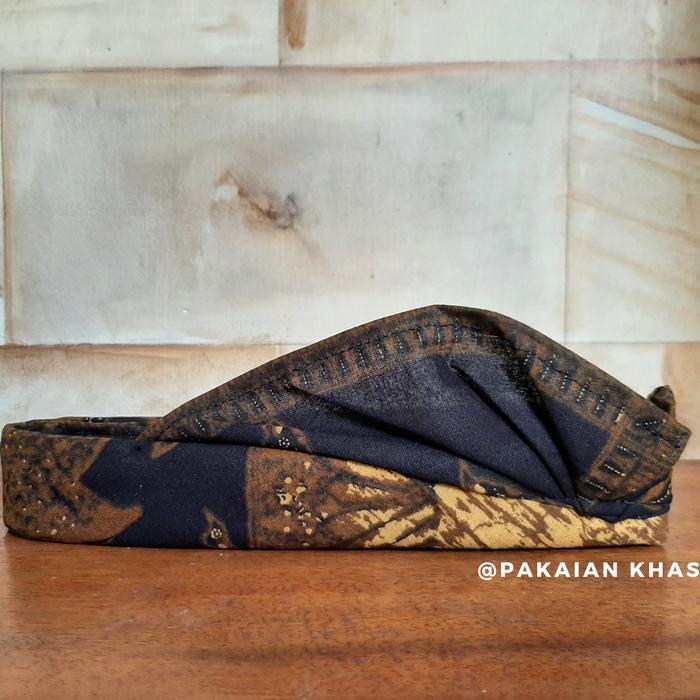 Gambar UDENG JANGKRIK BATIK | UDENG SIBAKAN | UDENG SETENGAH JADI - hitam tepi dari Pakaiankhasbali undefined Tokopedia